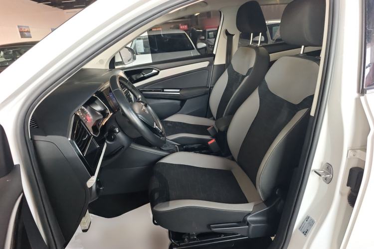 Used Jetta VS7 2023 280TSI Automatic Trend Edition Left Front Seat