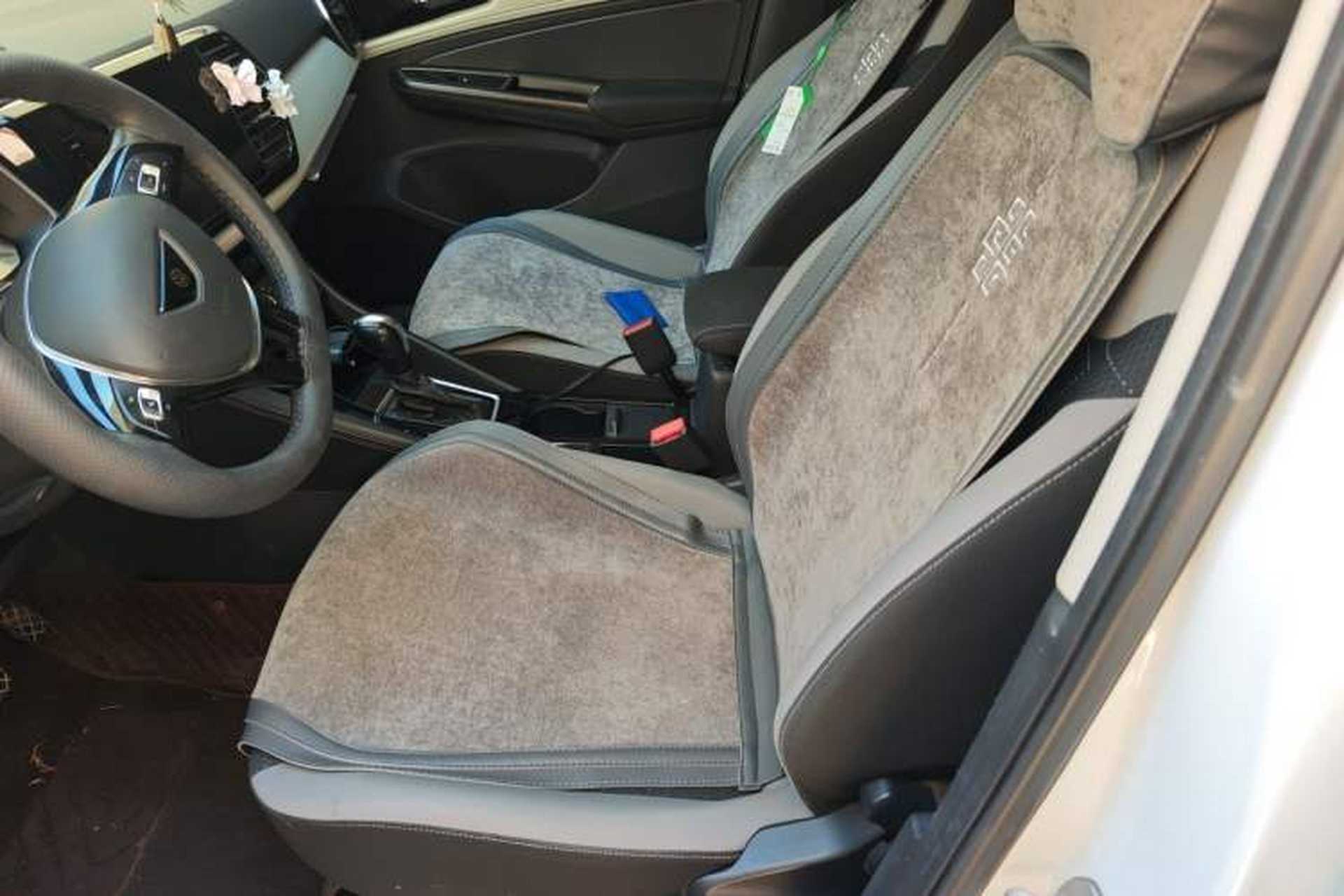 Used Jetta VS7 2023 280TSI Automatic Trend Edition Left Front Seat