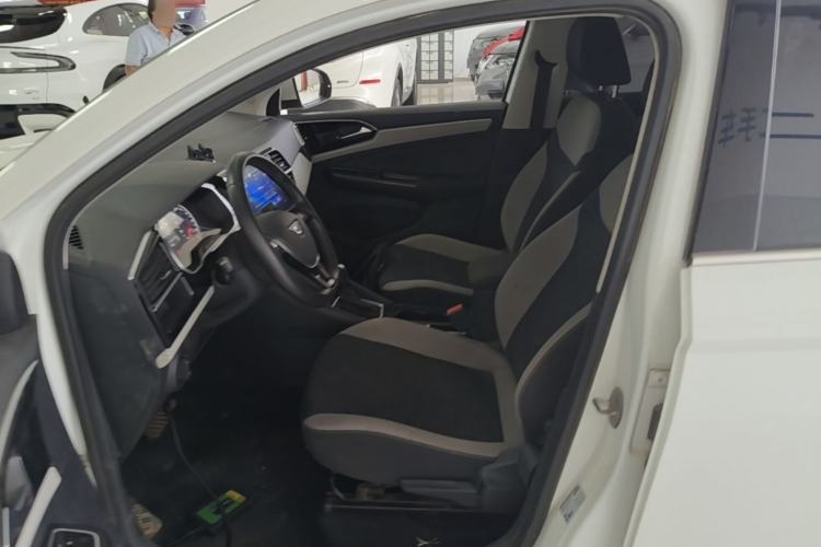 Used Jetta VS7 2023 280TSI Automatic Trend Edition Left Front Seat