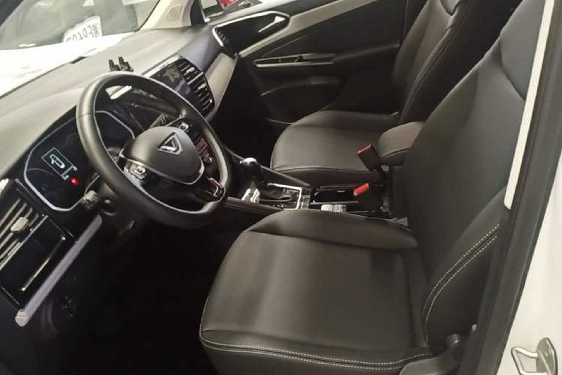 Used Jetta VS7 2023 280TSI Automatic Trend Edition Left Front Seat