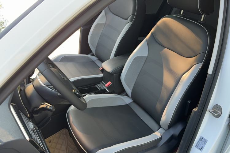 Used Jetta VS7 2023 280TSI Automatic High-Gloss Enjoyment Edition Left Front Seat