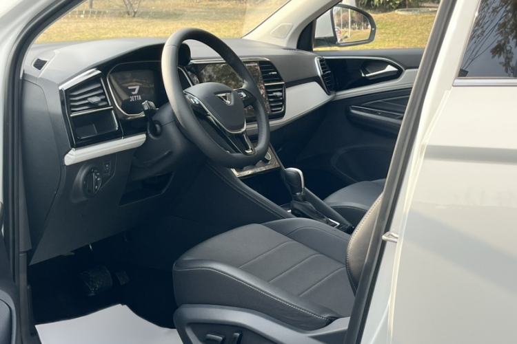 Used Jetta VS7 2023 280TSI Automatic Enjoyment Edition Left Front Seat