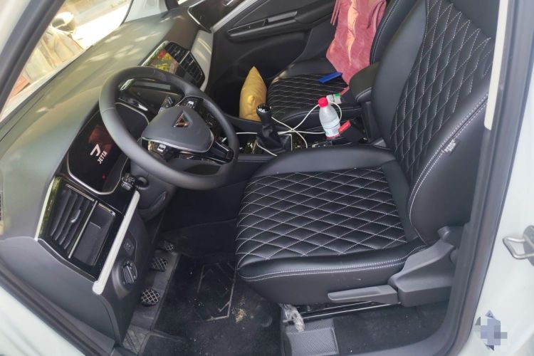 Used Jetta VS7 2023 280TSI Manual Entry-Level Model Left Front Seat