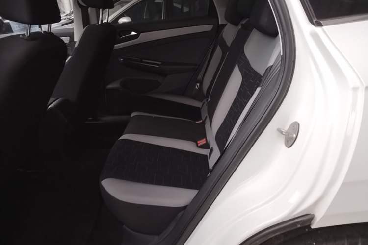 Used Jetta VS7 2023 280TSI Automatic Trend Edition Left Rear Seat