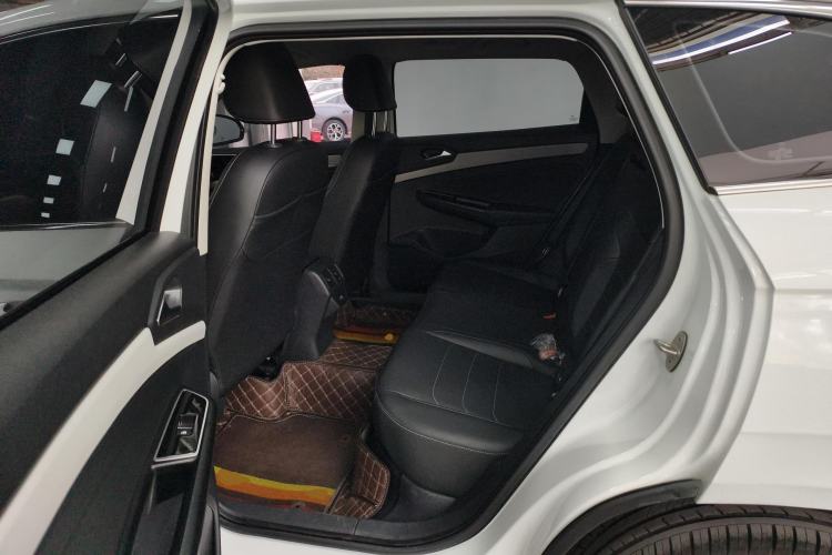 Used Jetta VS7 2023 280TSI Automatic Enjoyment Edition Left Rear Seat