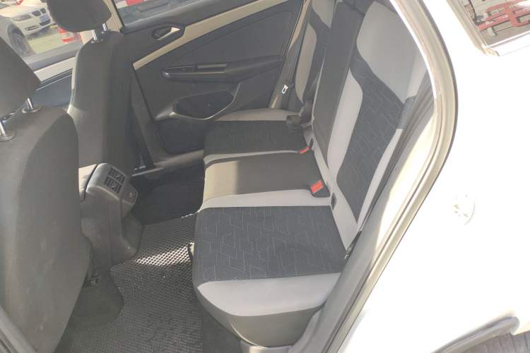 Used Jetta VS7 2023 280TSI Automatic Trend Edition Left Rear Seat