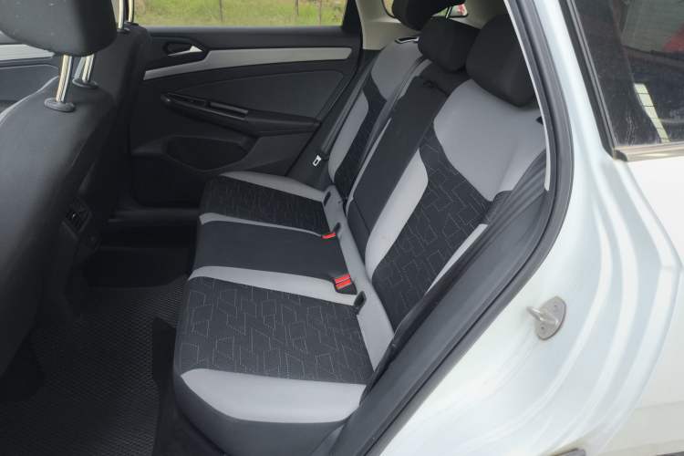 Used Jetta VS7 2023 280TSI Automatic Trend Edition Left Rear Seat