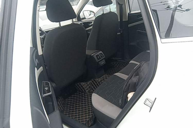 Used Jetta VS7 2023 280TSI Automatic Trend Edition Left Rear Seat