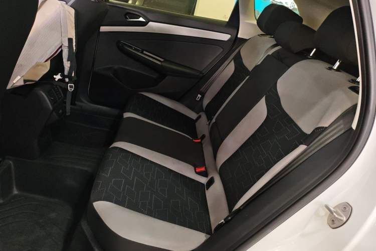 Used Jetta VS7 2023 280TSI Automatic Trend Edition Left Rear Seat