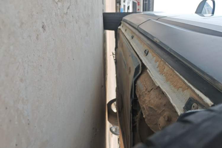 Used Jetta VS7 2023 280TSI Automatic Trend Edition Left Side Sill