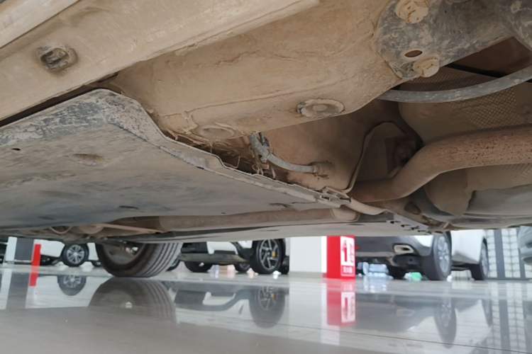 Used Jetta VS7 2023 280TSI Automatic Trend Edition Left Side Sill