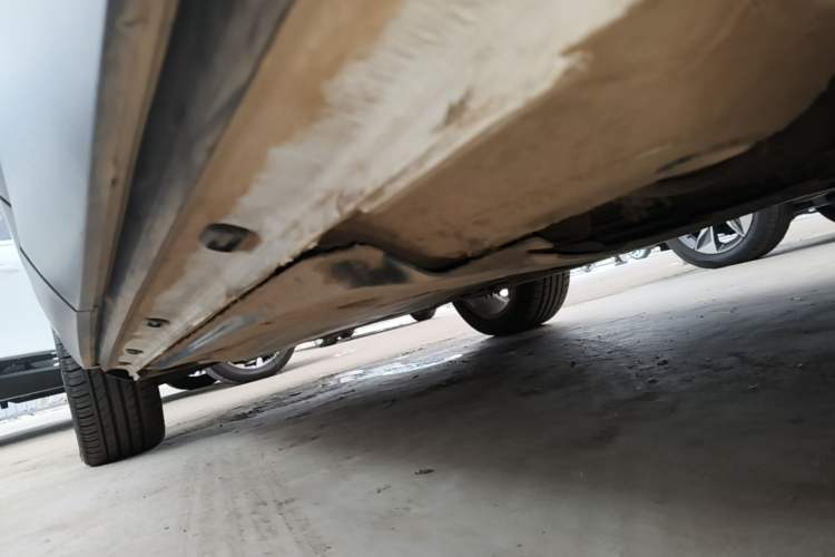 Used Jetta VS7 2023 280TSI Automatic Trend Edition Left Side Sill