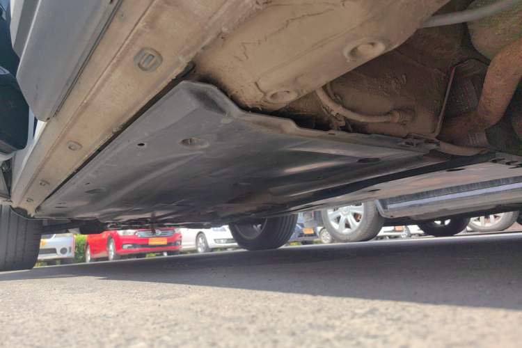 Used Jetta VS7 2023 280TSI Automatic Trend Edition Left Side Sill