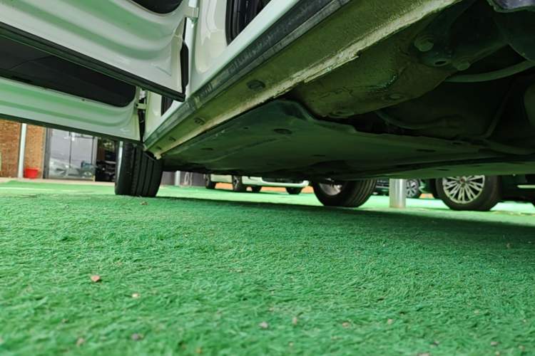 Used Jetta VS7 2023 280TSI Automatic Trend Edition Left Side Sill