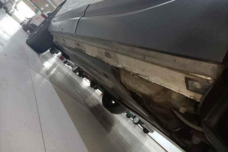 Used Jetta VS7 2023 280TSI Automatic High-Gloss Enjoyment Edition Left Side Sill