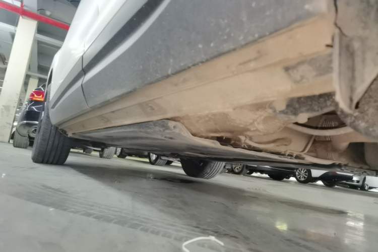 Used Jetta VS7 2023 280TSI Automatic High-Gloss Enjoyment Edition Left Side Sill