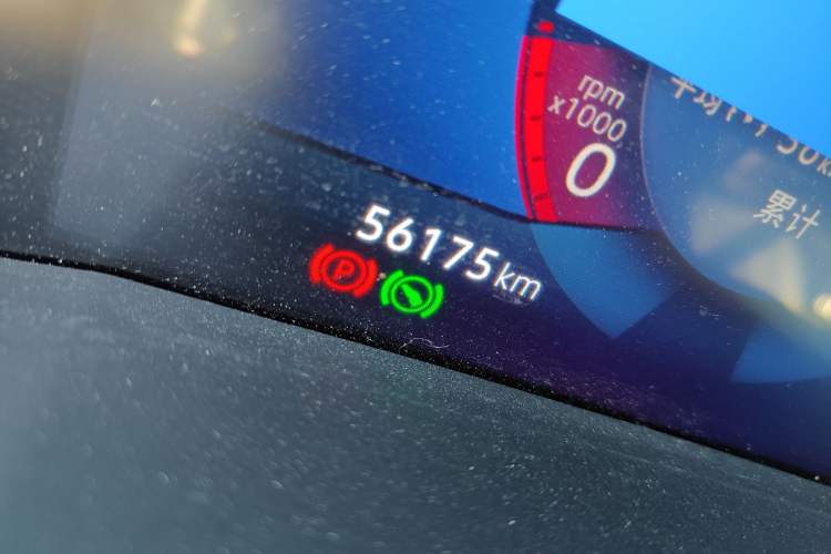 Used Jetta VS7 2023 280TSI Automatic Trend Edition Odometer Close Up