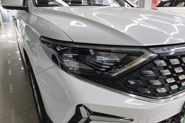 Used Jetta VS7 2023 280TSI Automatic Trend Edition Right Front Headlight