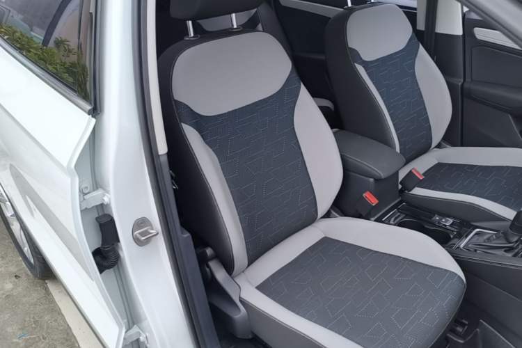 Used Jetta VS7 2023 280TSI Automatic Trend Edition Right Front Seat