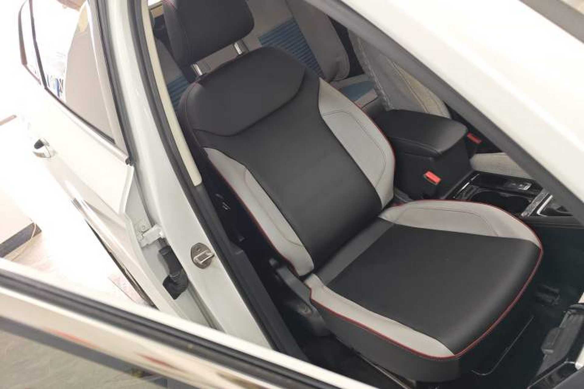 Used Jetta VS7 2023 280TSI Automatic Enjoyment Edition Right Front Seat