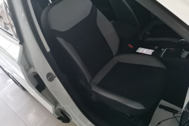 Used Jetta VS7 2023 280TSI Automatic Trend Edition Right Front Seat