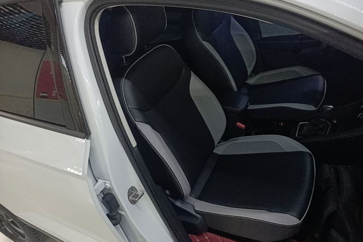 Used Jetta VS7 2023 280TSI Automatic High-Gloss Enjoyment Edition Right Front Seat