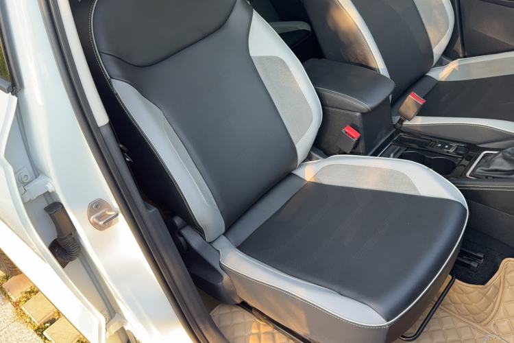Used Jetta VS7 2023 280TSI Automatic High-Gloss Enjoyment Edition Right Front Seat