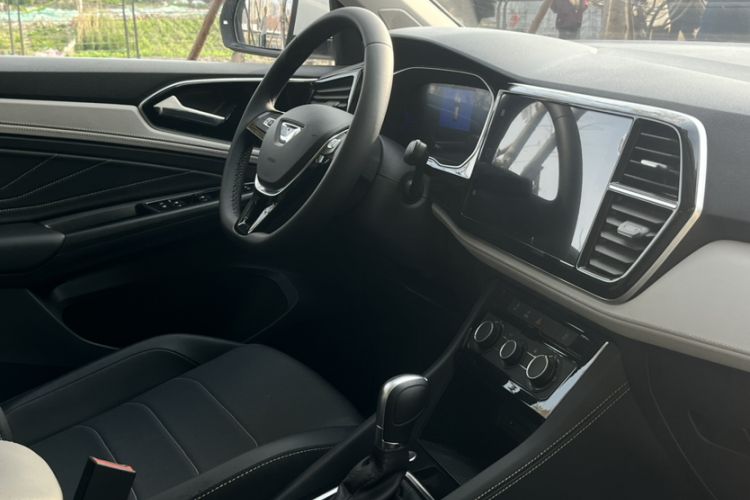 Used Jetta VS7 2023 280TSI Automatic Enjoyment Edition Right Front Seat