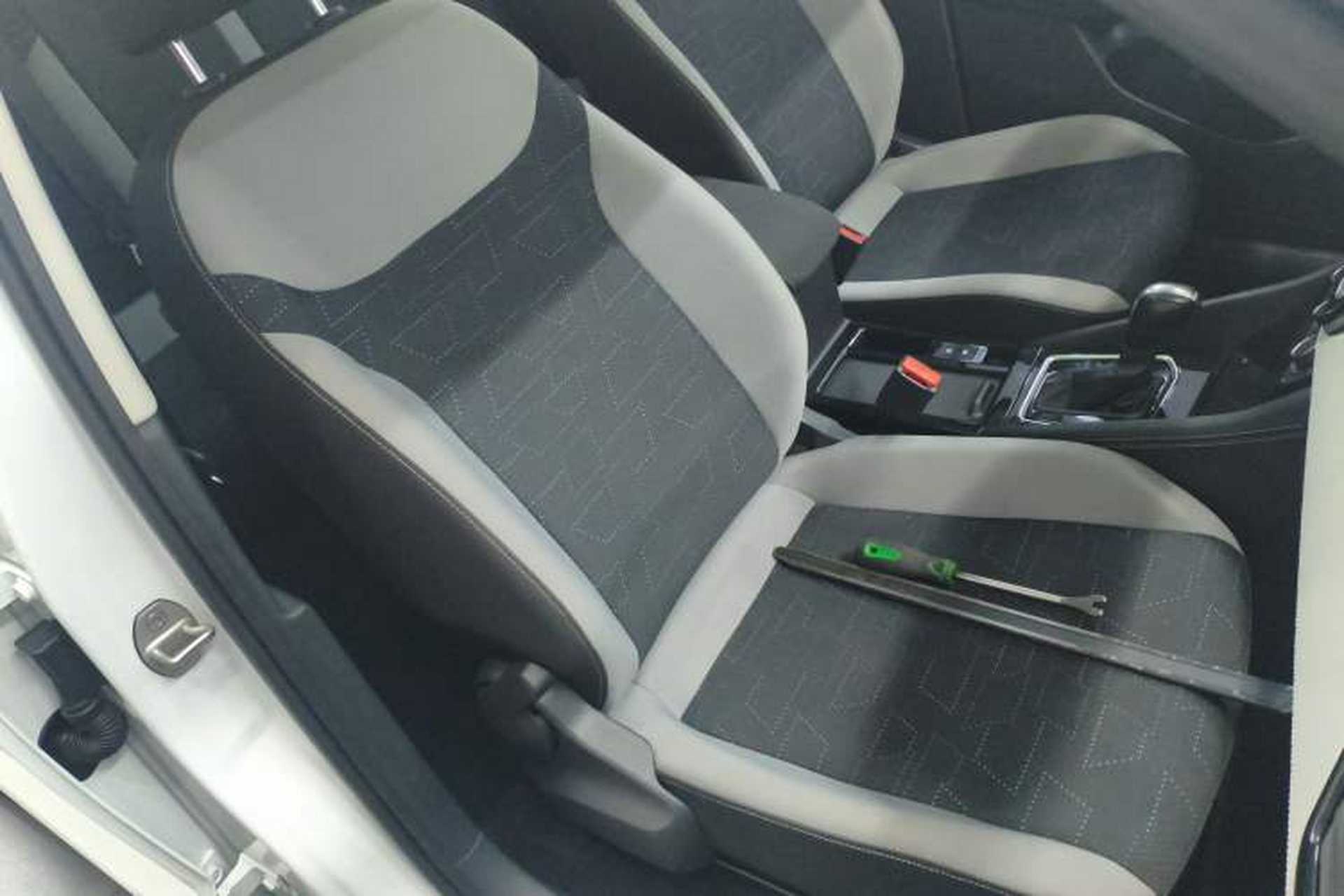 Used Jetta VS7 2023 280TSI Automatic Trend Edition Right Front Seat