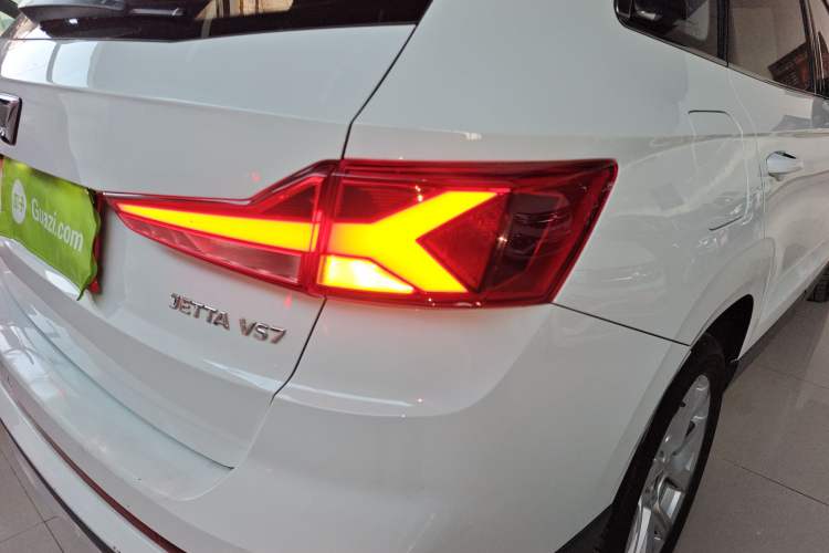 Used Jetta VS7 2023 280TSI Automatic Trend Edition Right Rear Taillight