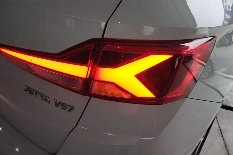 Used Jetta VS7 2023 280TSI Automatic Trend Edition Right Rear Taillight