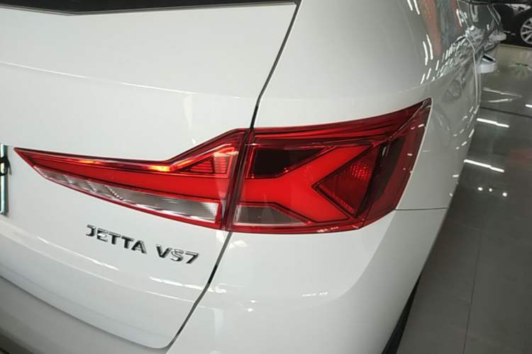 Used Jetta VS7 2023 280TSI Automatic Trend Edition Right Rear Taillight