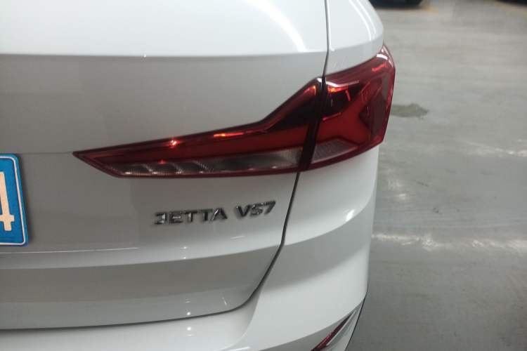 Used Jetta VS7 2023 280TSI Automatic Trend Edition Right Rear Taillight