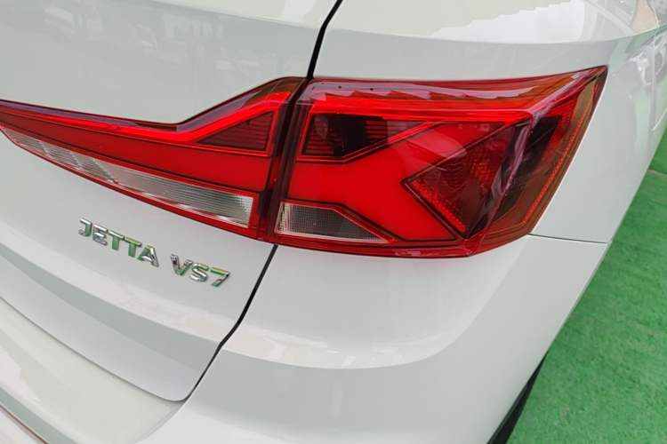 Used Jetta VS7 2023 280TSI Automatic Trend Edition Right Rear Taillight