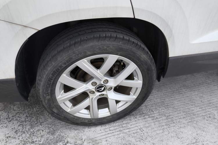 Used Jetta VS7 2023 280TSI Automatic Trend Edition Right Rear Wheel Hub