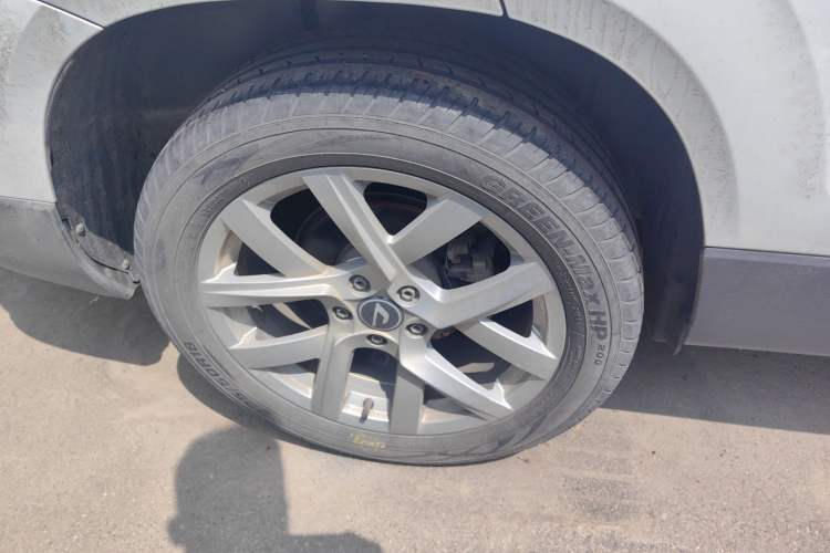 Used Jetta VS7 2023 280TSI Automatic Trend Edition Right Rear Wheel Hub