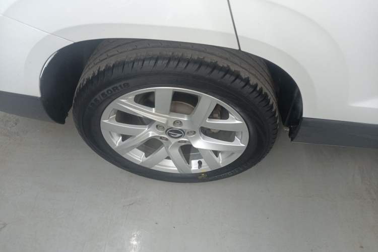 Used Jetta VS7 2023 280TSI Automatic Trend Edition Right Rear Wheel Hub