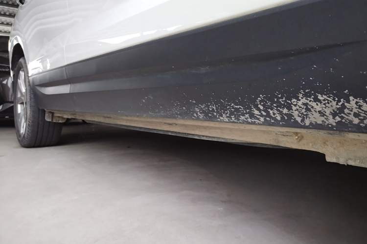 Used Jetta VS7 2023 280TSI Automatic Trend Edition Right Side Sill