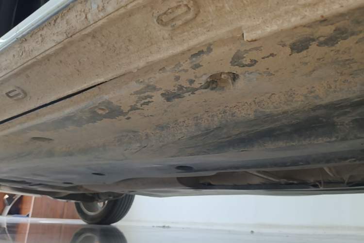 Used Jetta VS7 2023 280TSI Automatic Trend Edition Right Side Sill