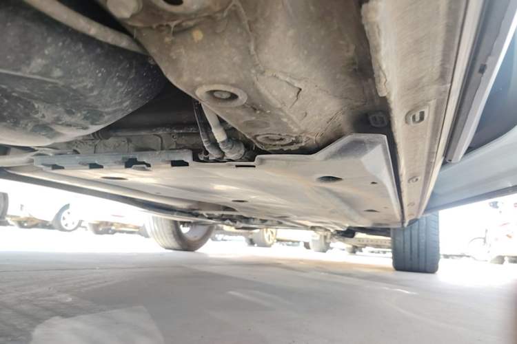 Used Jetta VS7 2023 280TSI Automatic Trend Edition Right Side Sill