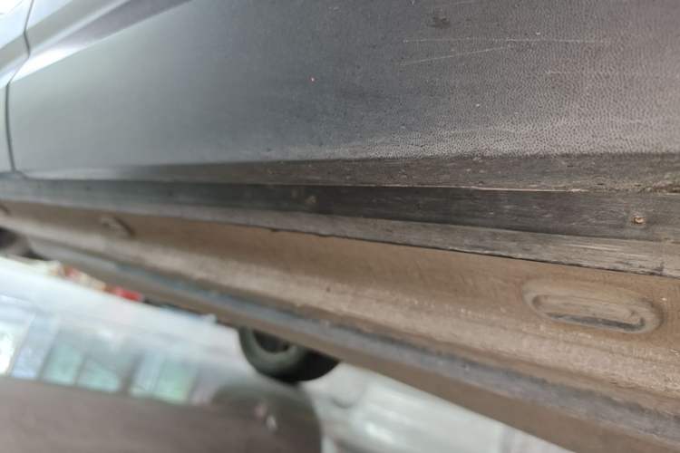 Used Jetta VS7 2023 280TSI Automatic Trend Edition Right Side Sill