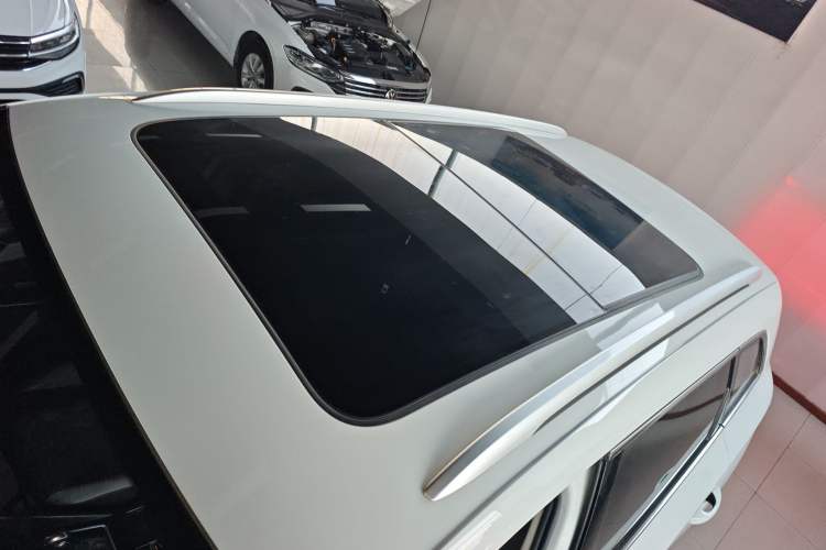 Used Jetta VS7 2023 280TSI Automatic Trend Edition Roof