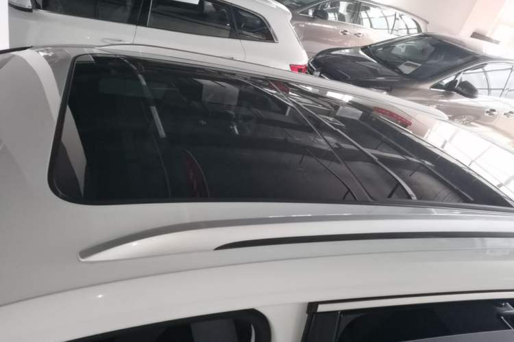 Used Jetta VS7 2023 280TSI Automatic Trend Edition Roof