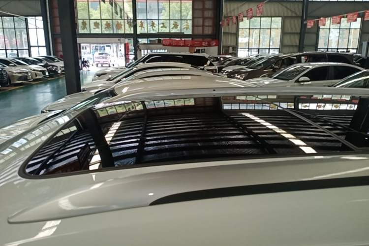 Used Jetta VS7 2023 280TSI Automatic Trend Edition Roof