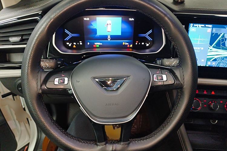 Used Jetta VS7 2023 280TSI Automatic Enjoyment Edition Steering Wheel