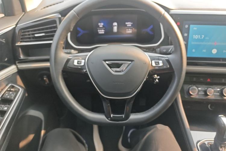 Used Jetta VS7 2023 280TSI Automatic Trend Edition Steering Wheel