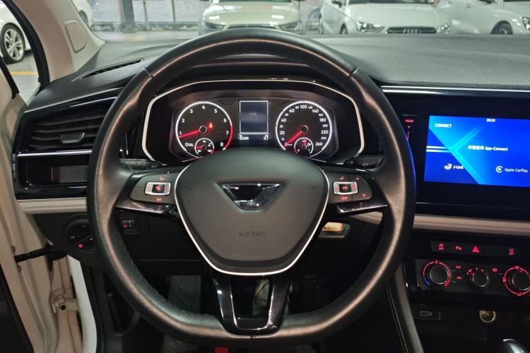 Used Jetta VS7 2023 280TSI Automatic Trend Edition Steering Wheel