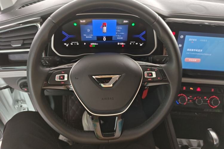 Used Jetta VS7 2023 280TSI Automatic Trend Edition Steering Wheel