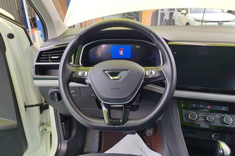 Used Jetta VS7 2023 280TSI Automatic Trend Edition Steering Wheel