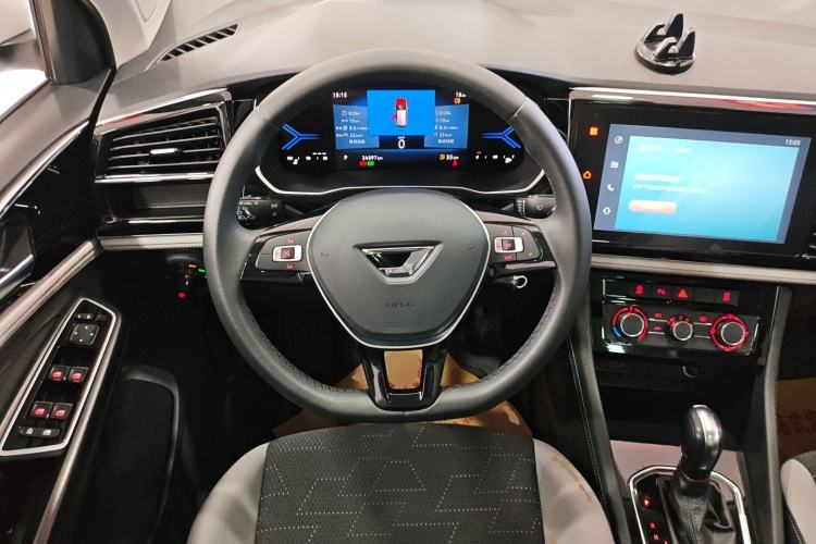Used Jetta VS7 2023 280TSI Automatic Trend Edition Steering Wheel